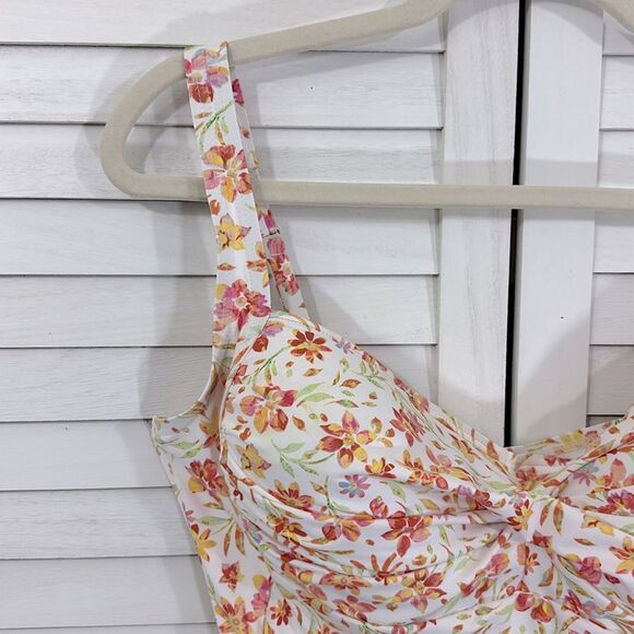 One Piece Swimsuit Size 14 Floral Emerald Bay NWOT - Picture 5 of 13